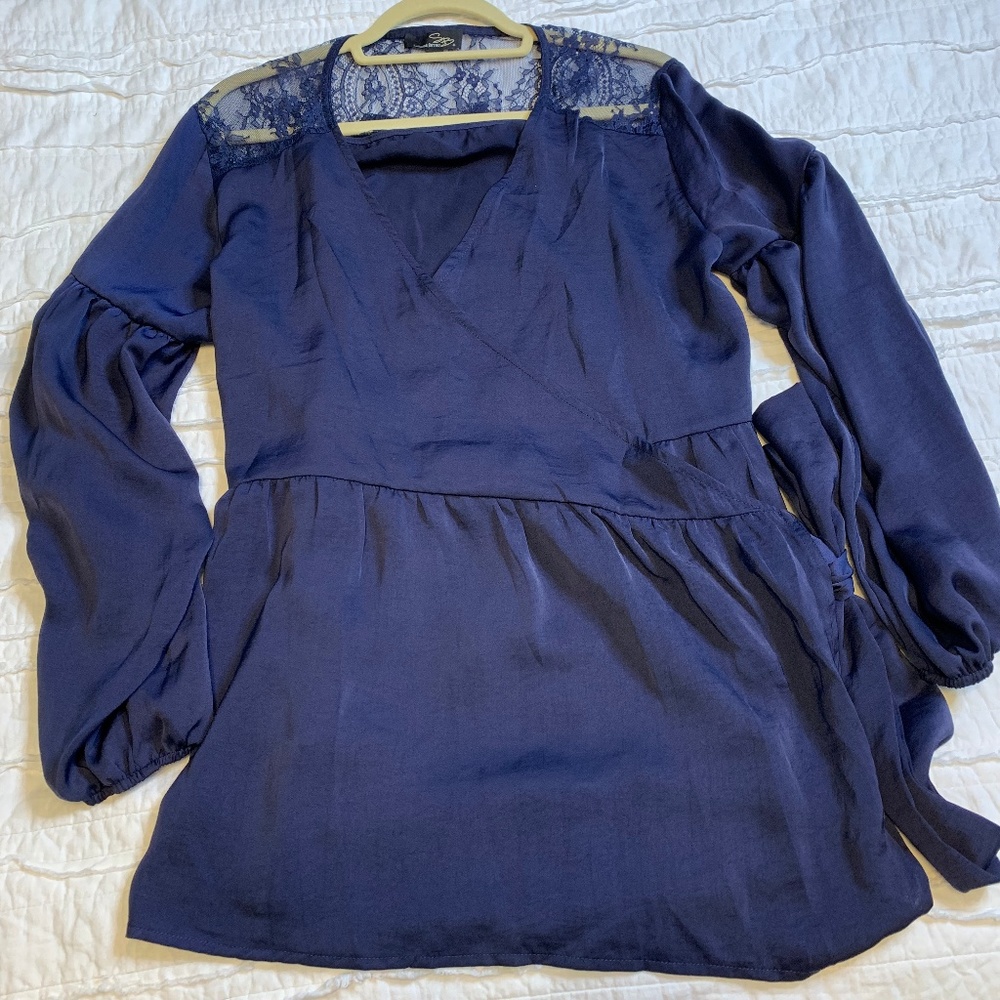 NAVY WRAP BLOUSE